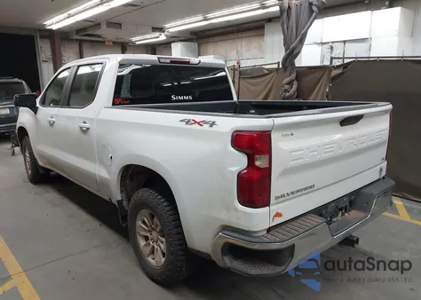 2021 Chevrolet Silverado 1500 4Wd Short Bed Lt z USA, uszkodzony, nr VIN 1GCUYDED0MZ239871
